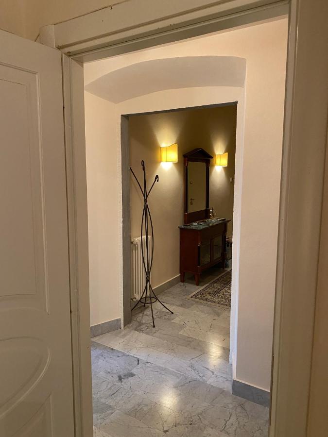 ליבורנו Renovated Apartment With 3 Bedrooms In An Historic Palazzo Between Port And Old Town מראה חיצוני תמונה