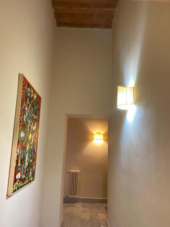 ליבורנו Renovated Apartment With 3 Bedrooms In An Historic Palazzo Between Port And Old Town מראה חיצוני תמונה